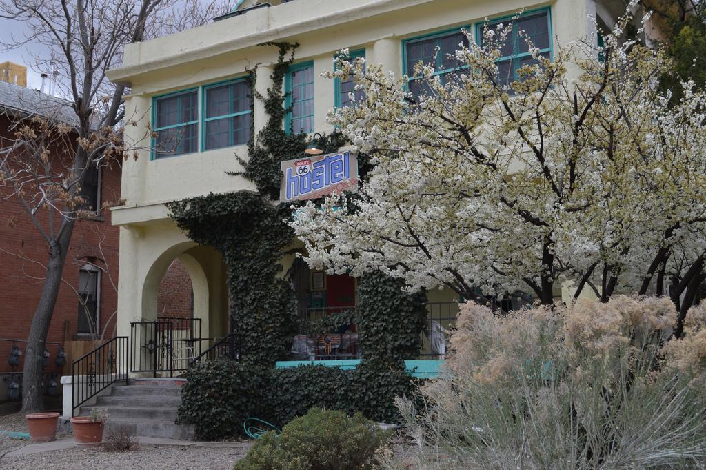 Route 66 Hostel Albuquerque Exterior photo
